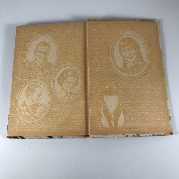 Meg The Secret of the Witch’s Stairway by Holly Beth Walker 1967 Whitman Vintage - Picture 6 of 8